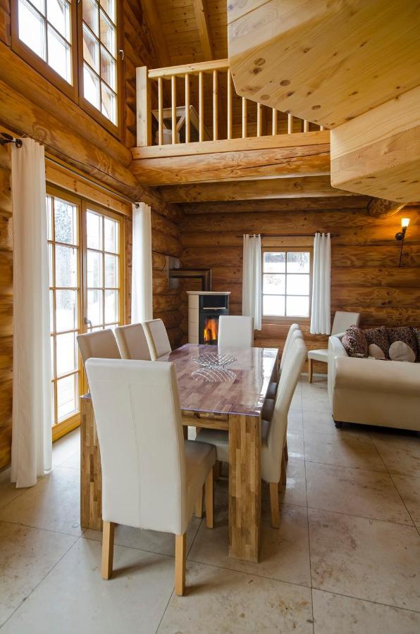 Luxus-Ferienhaus Blockhaus Chalet Nr 2 Toplage am Feldberg mit Sauna, Outdoor-Hottub, Kamin auf 1300m üM Exterior foto